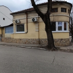 Дава се под наем Къща в Добрич, Център - 56 кв.м за 309.06 € - Снимка #1