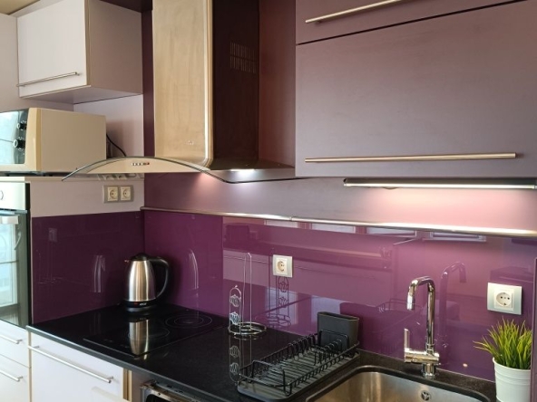 Дава се под наем Двустаен апартамент в Варна, Базар Левски - 62 кв.м за 872.61 € - Снимка #1