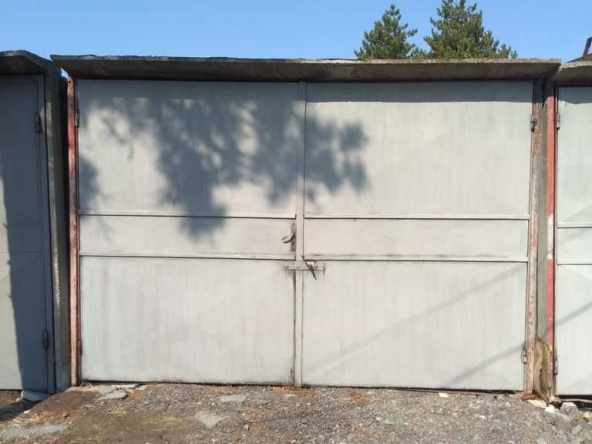 Дава се под наем Гараж / Паркомясто в Ямбол, Промишлена зона - 18 кв.м за 148.41 € - Снимка #1