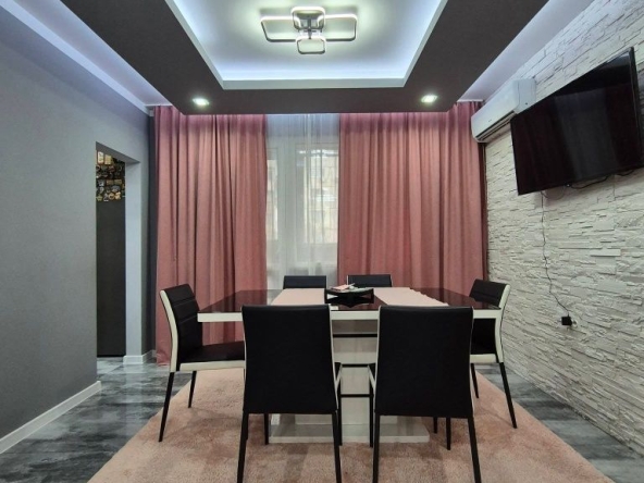 Многостаен апартамент в Плевен, Дружба 4 - 100 кв.м за 709 €/кв.м - Снимка #1