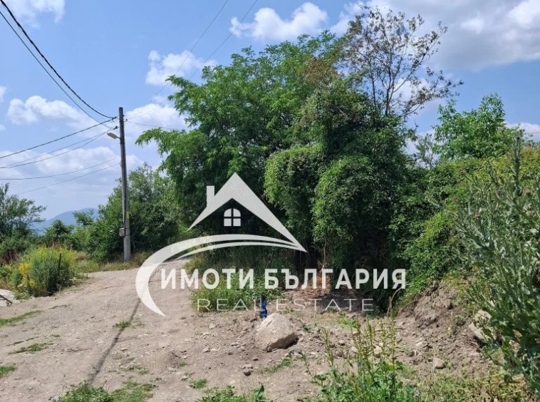 Парцел в Карлово - 1125 кв.м за 34 €/кв.м - Снимка #1