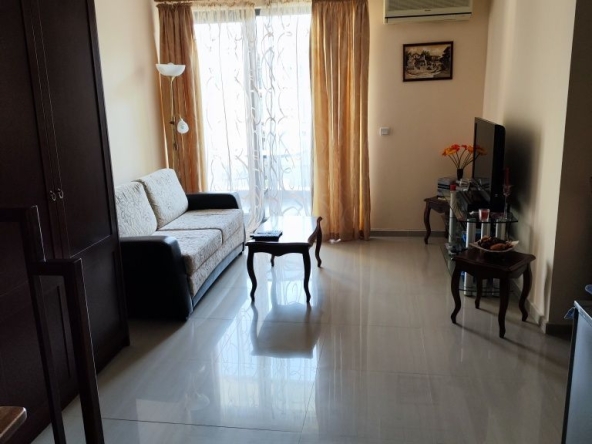 Двустаен апартамент в к.к. Слънчев бряг - 95 кв.м за 790 €/кв.м - Снимка #1