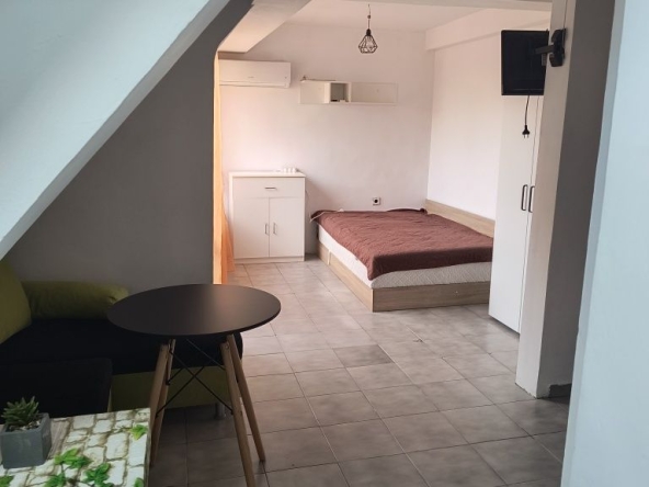 Дава се под наем Ателие в София, Надежда 2 - 30 кв.м за 328.95 € - Снимка #1