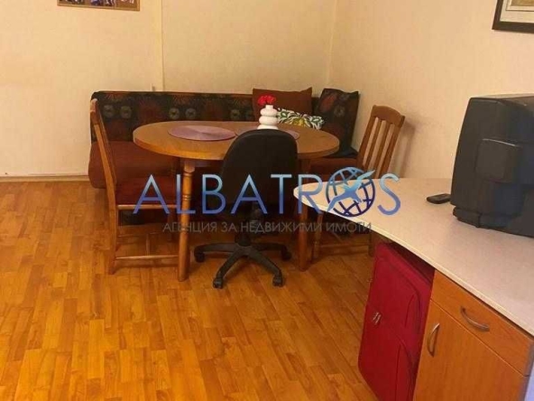 Тристаен апартамент в Варна, Колхозен пазар - 110 кв.м за 1000 €/кв.м - Снимка #1