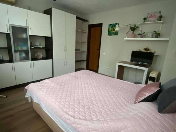 Дава се под наем Двустаен апартамент в Сандански - 60 кв.м за 255 € - Снимка #1