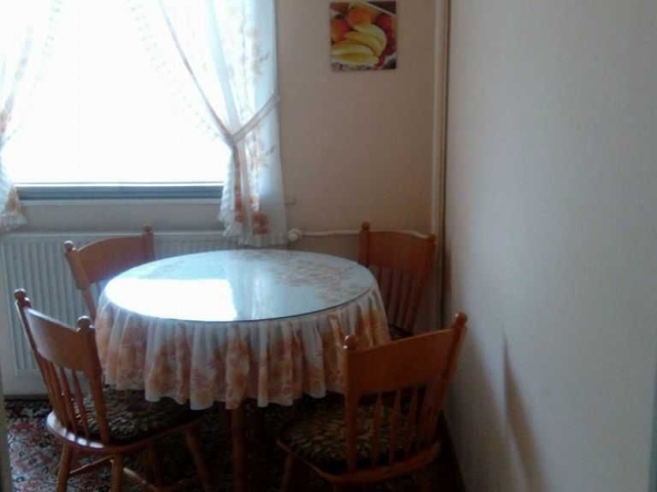 Дава се под наем Едностаен апартамент в Плевен, Широк център - 45 кв.м за 228.99 € - Снимка #1