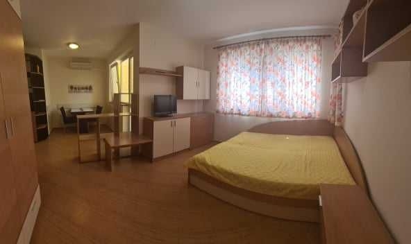 Дава се под наем Едностаен апартамент в Бургас, Меден рудник - зона А - 49 кв.м за 153 € - Снимка #1