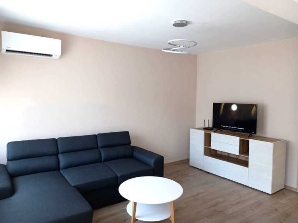 Дава се под наем Двустаен апартамент в Пловдив, Кършияка - 65 кв.м за 400 € - Снимка #1