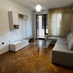 Дава се под наем Тристаен апартамент в Пловдив, Център - 110 кв.м за 500 € - Снимка #1