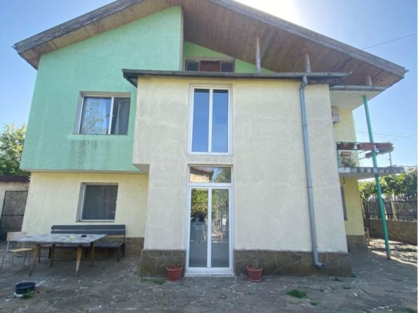 Къща в Плиска - 180 кв.м за 539 €/кв.м - Снимка #1