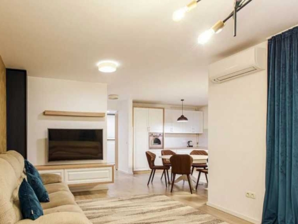 Дава се под наем Тристаен апартамент в Пловдив, Каменица 1 - 86 кв.м за 198.9 € - Снимка #1