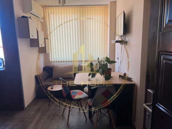 Дава се под наем Двустаен апартамент в Варна, Център - 50 кв.м за 508.47 € - Снимка #1