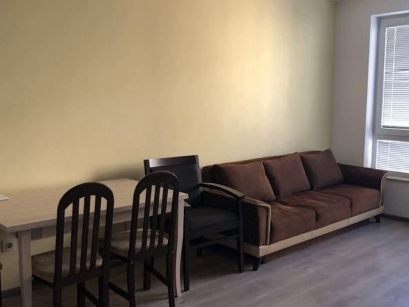 Дава се под наем Двустаен апартамент в София, Дружба 1 - 72 кв.м за 562 € - Снимка #1