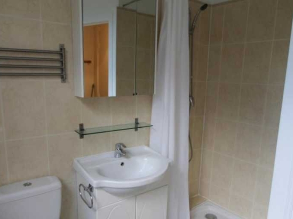 Дава се под наем Тристаен апартамент в Бургас, Братя Миладинови - 110 кв.м за 321.3 € - Снимка #1