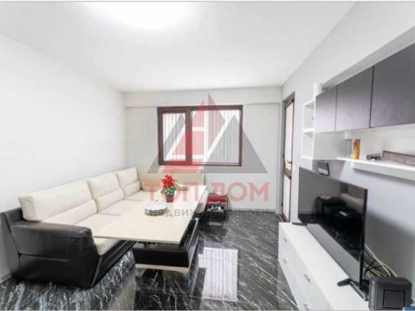 Дава се под наем Двустаен апартамент в Варна, м-т Траката - 56 кв.м за 255 € - Снимка #1