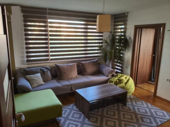 Дава се под наем Тристаен апартамент в София, Хиподрума - 75 кв.м за 600 € - Снимка #1