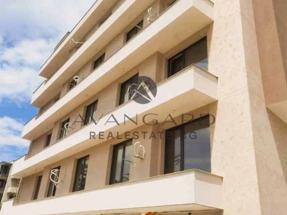 Тристаен апартамент в Пловдив, Център - 98 кв.м за 1499 €/кв.м - Снимка #1