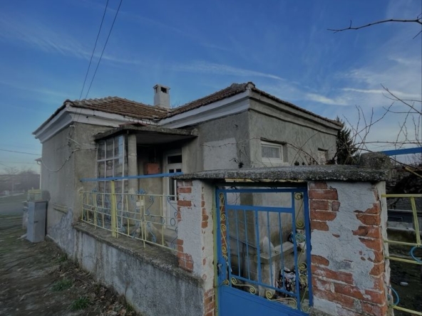 Къща в Бургас, Меден рудник - зона Б - 60 кв.м за 700 €/кв.м - Снимка #1