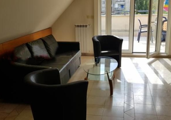 Дава се под наем Ателие в София, Изток - 80 кв.м за 750 € - Снимка #1