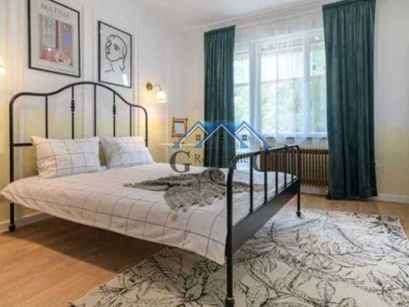 Дава се под наем Тристаен апартамент в Варна, Общината - 85 кв.м за 816 € - Снимка #1