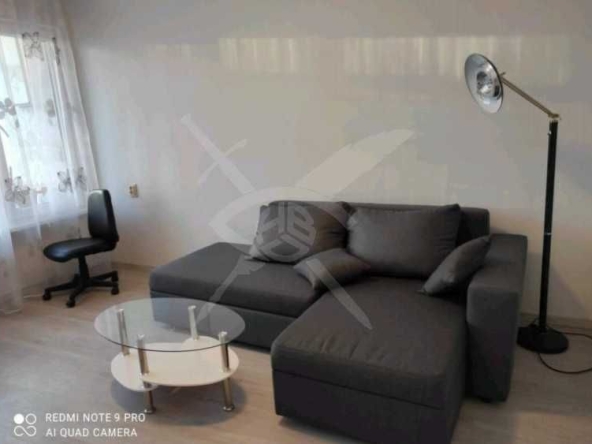 Дава се под наем Тристаен апартамент в Бургас, Център - 100 кв.м за 613.02 € - Снимка #1