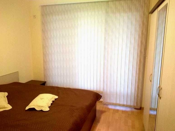 Дава се под наем Двустаен апартамент в Бургас, Меден рудник - зона А - 55 кв.м за 270 € - Снимка #1