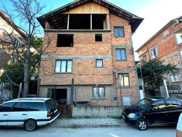 Къща в Асеновград - 106 кв.м за 818 €/кв.м - Снимка #1