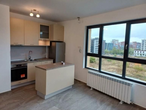 Дава се под наем Тристаен апартамент в София, Младост 4 - 84 кв.м за 725 € - Снимка #1