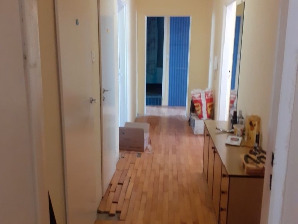 Тристаен апартамент в Варна, Зимно кино Тракия - 88 кв.м за 2273 €/кв.м - Снимка #1