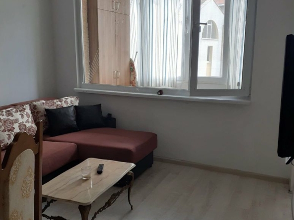 Дава се под наем Двустаен апартамент в Шумен, Бялата пръст - 45 кв.м за 240 € - Снимка #1