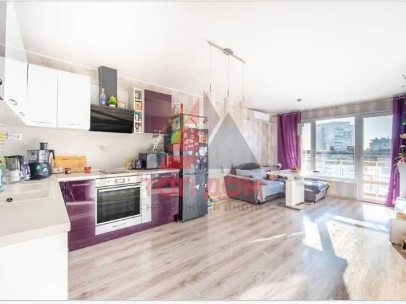 Тристаен апартамент в Варна, Чайка - 70 кв.м за 3143 €/кв.м - Снимка #1