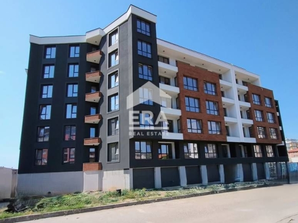 Тристаен апартамент в Кърджали, Възрожденци - 87 кв.м за 943 €/кв.м - Снимка #1