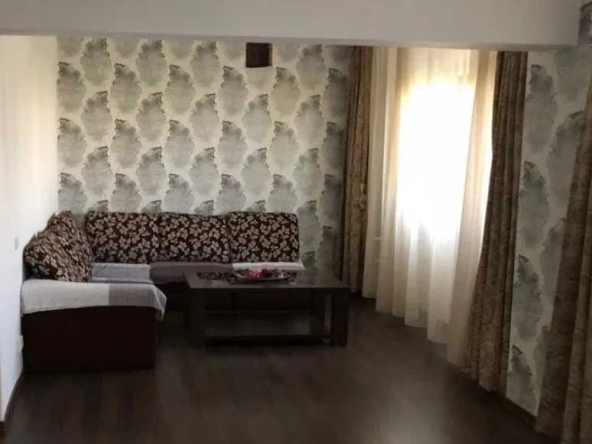 Дава се под наем Едностаен апартамент в Бургас, Победа - 30 кв.м за 163.2 € - Снимка #1