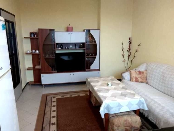 Дава се под наем Тристаен апартамент в Пловдив, Каменица 2 - 70 кв.м за 275 € - Снимка #1
