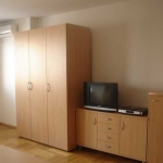 Дава се под наем Едностаен апартамент в Пловдив, Южен - 45 кв.м за 178.5 € - Снимка #1