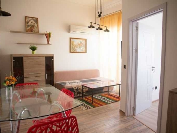 Дава се под наем Двустаен апартамент в Бургас, Възраждане - 45 кв.м за 102 € - Снимка #1