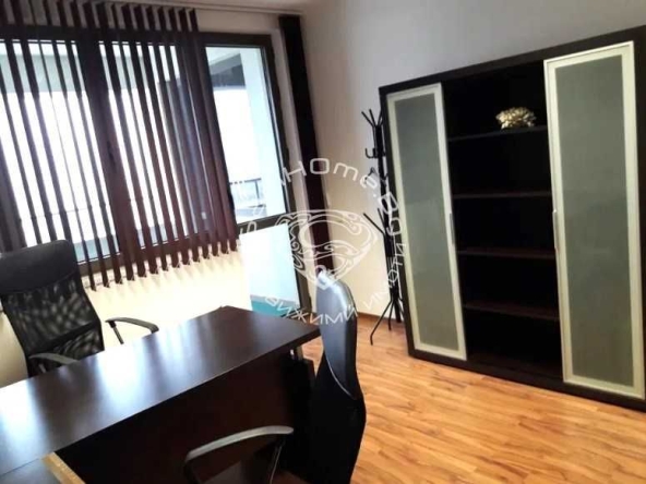 Дава се под наем Офис в Варна, Чайка - 136 кв.м за 1360 € - Снимка #1
