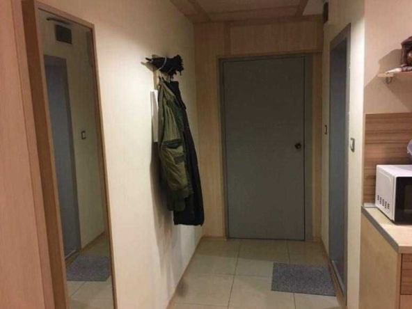 Дава се под наем Едностаен апартамент в София, Слатина - 43 кв.м за 425 € - Снимка #1