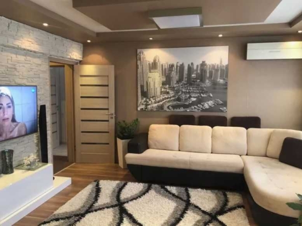 Тристаен апартамент в София, Младост 4 - 105 кв.м за 1591 €/кв.м - Снимка #1