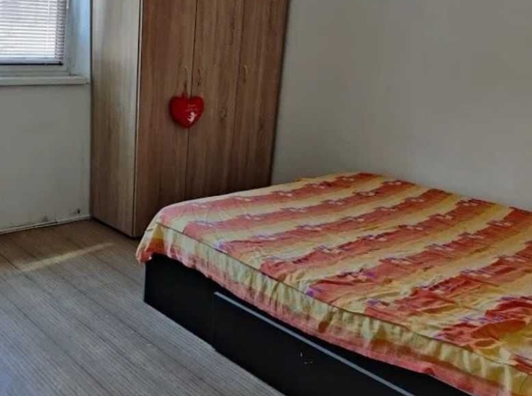 Дава се под наем  в Пловдив, Център - 20 кв.м за 76.5 € - Снимка #1