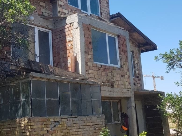 Къща в с. Карали, Област Габрово - 180 кв.м за 539 €/кв.м - Снимка #1