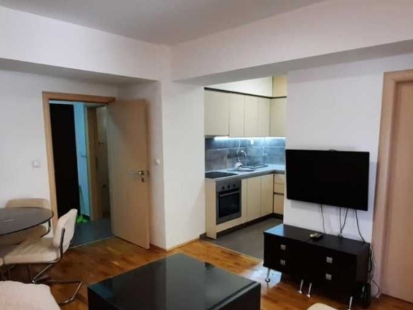 Дава се под наем Едностаен апартамент в Пловдив, Южен - 45 кв.м за 209.1 € - Снимка #1