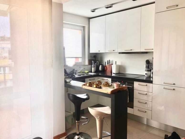 Дава се под наем Двустаен апартамент в София, Борово - 100 кв.м за 648.21 € - Снимка #1