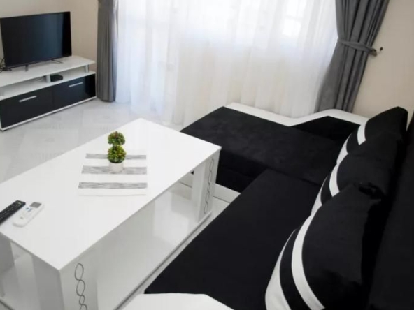 Дава се под наем Двустаен апартамент в Пловдив, Каменица 2 - 70 кв.м за 408 € - Снимка #1