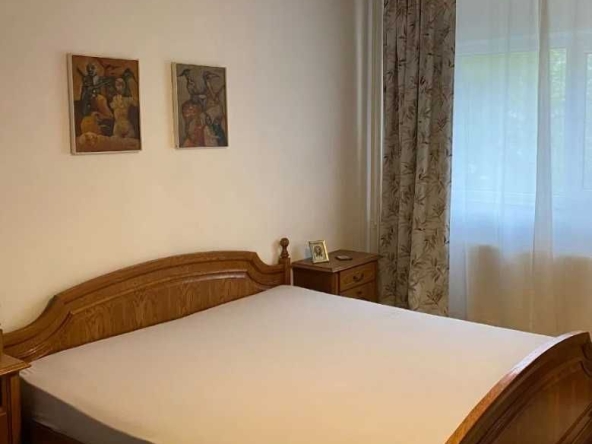 Дава се под наем Едностаен апартамент в Бургас, Крайморие - 42 кв.м за 158.1 € - Снимка #1