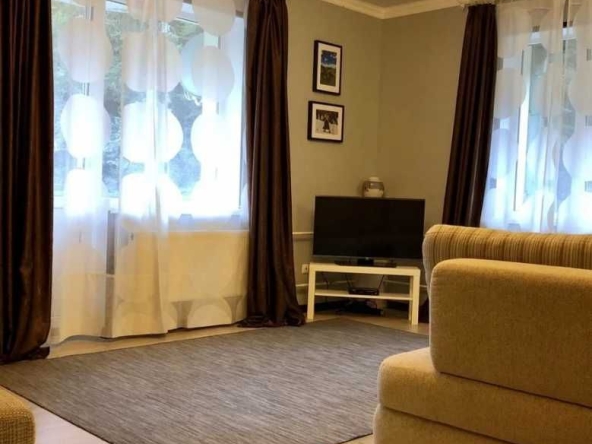 Дава се под наем  в Пловдив, Каменица 1 - 15 кв.м за 127.5 € - Снимка #1