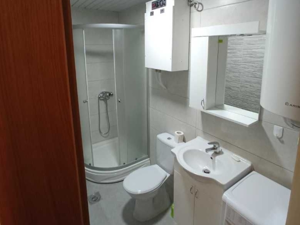 Дава се под наем Едностаен апартамент в Пловдив, Изгрев - 45 кв.м за 178.5 € - Снимка #1