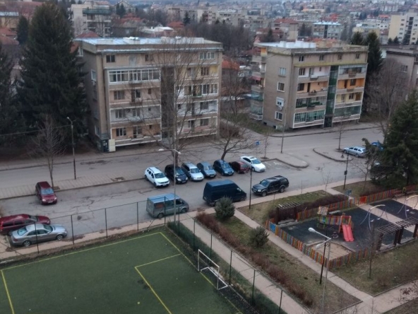 Дава се под наем Двустаен апартамент в Разград, Житница - 62 кв.м за 348.84 € - Снимка #1