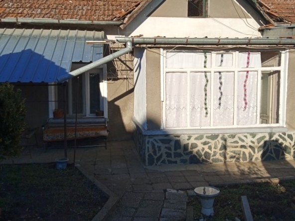 Къща в с. Търнава, Област Враца - 123 кв.м за 75 €/кв.м - Снимка #1