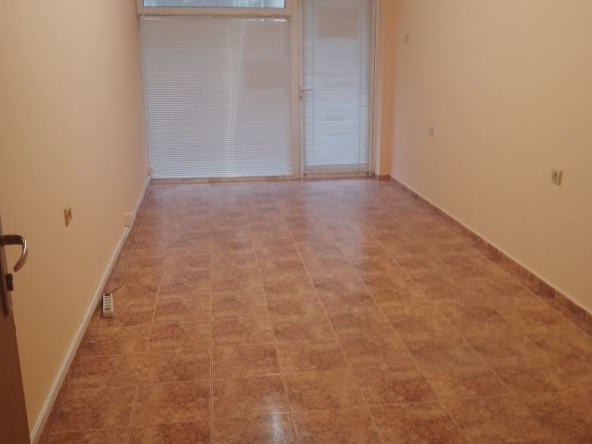 Дава се под наем Магазин в Благоевград, Идеален център - 40 кв.м за 229.5 € - Снимка #1